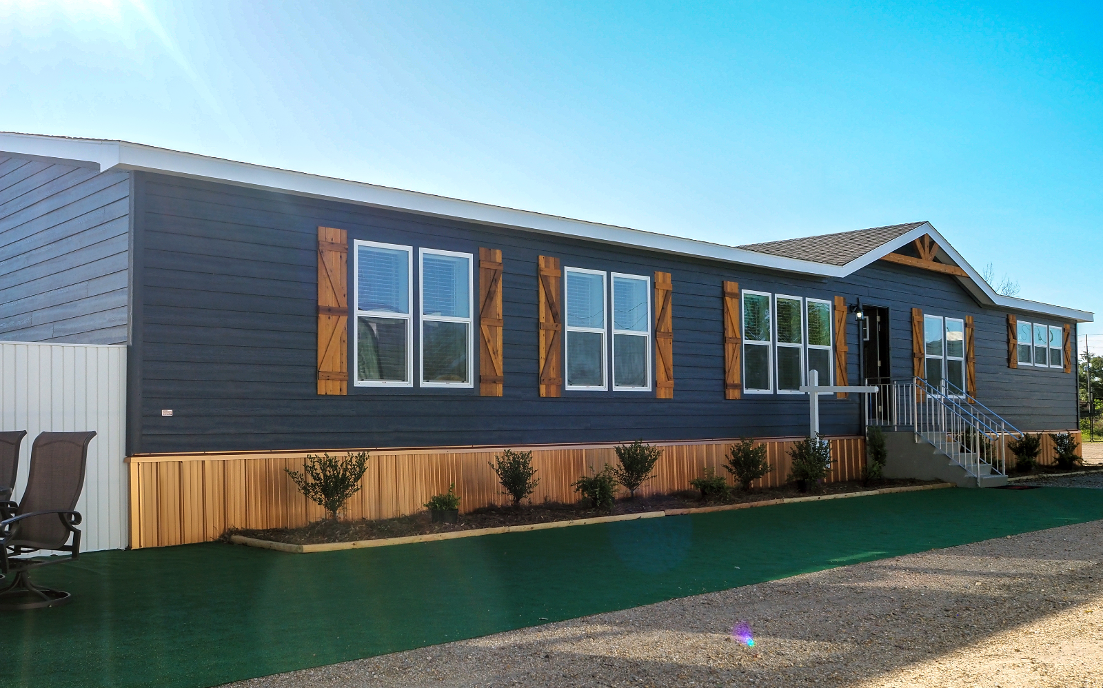 Creating a Solid Foundation: Best Practices for Anchoring a Manufactured Home